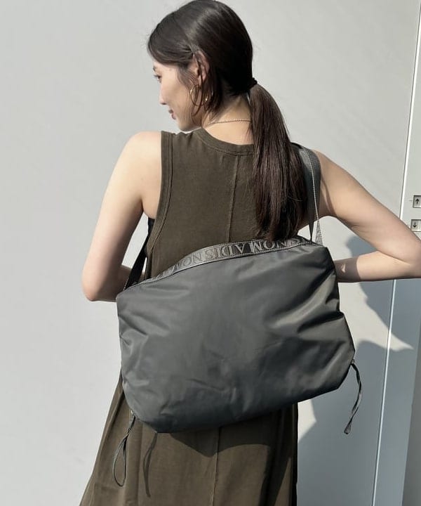 隈元 楓さんの「BEAMS WOMEN｜ピグメント ダイ ワンピース」を使ったコーディネート