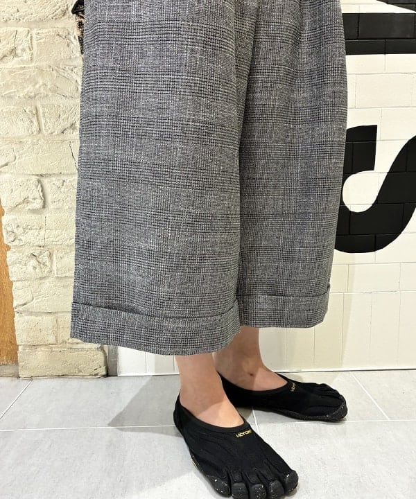 マツミヤさんの「BEAMS WOMEN｜Goodwear / タンクトップ」を使ったコーディネート