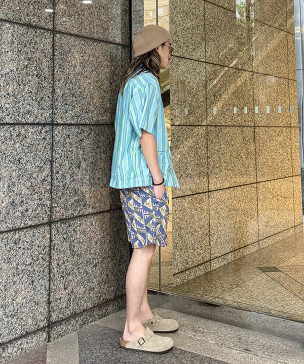 Ryohei Takataさんの「BEAMS WOMEN｜マルチ ストライプ オープンカラーシャツ【ワイドフィット】」を使ったコーディネート