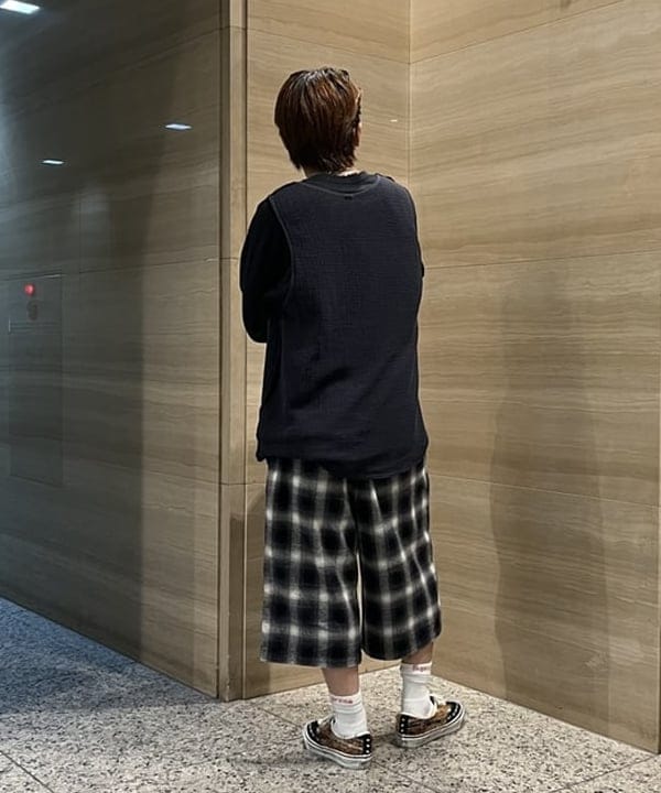 照田 拓史さんの「BEAMS WOMEN｜ピンホール ロングスリーブ Tシャツ」を使ったコーディネート