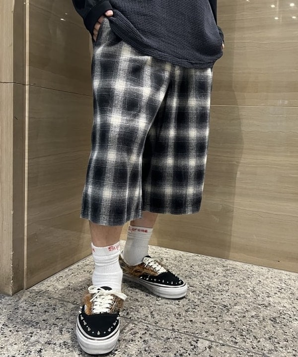照田 拓史さんの「BEAMS WOMEN｜ピンホール ロングスリーブ Tシャツ」を使ったコーディネート