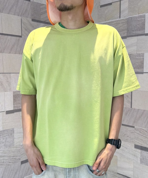 Lazzyさんの「Loose Fade T-Shirt」を使ったコーディネート