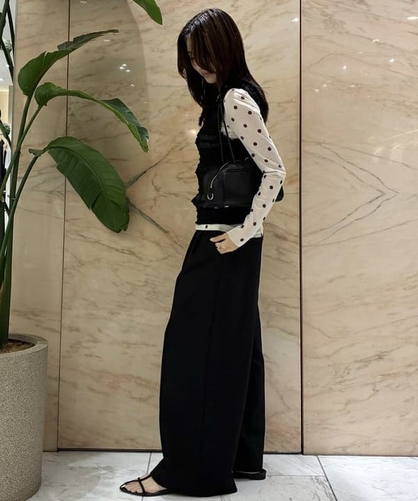 茂野 真楓さんの「BEAMS WOMEN｜シフォン シャーリング タンクトップ」を使ったコーディネート