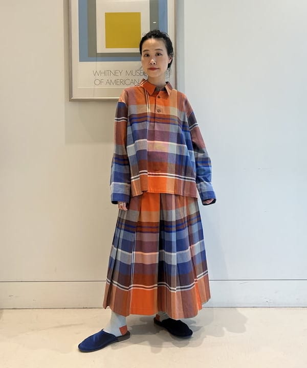 清水 彩乃さんの「BEAMS WOMEN｜８粒 パール クリップ」を使ったコーディネート