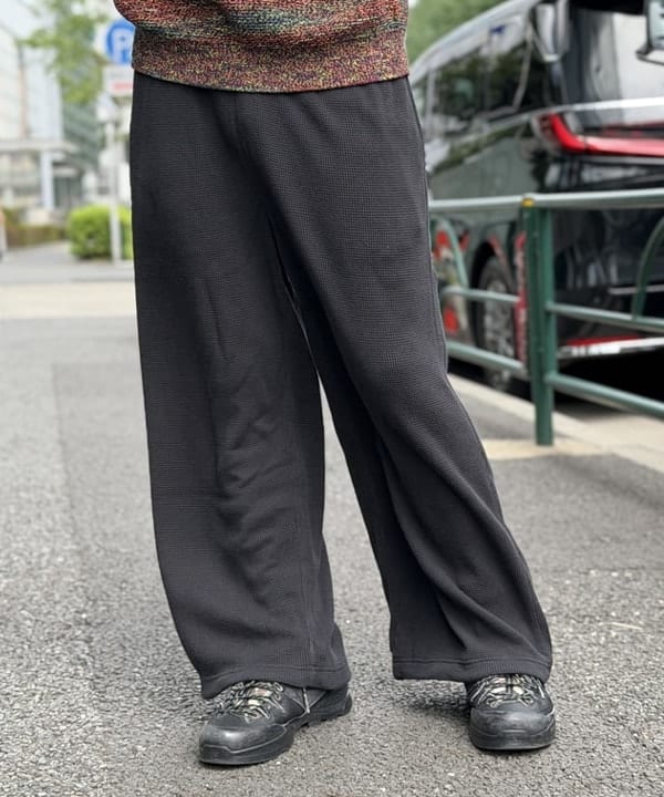 BAKU(東江 漠)さんの「BEAMS WOMEN｜リラックスフィット THERMOLITE(R) MA-1 （撥水）」を使ったコーディネート