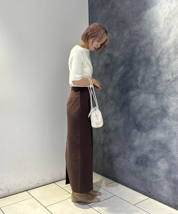 中田 優紀子さんの「BEAMS WOMEN｜シンプル タイト ニットスカート .M」を使ったコーディネート