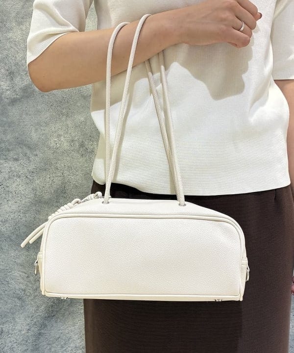 中田 優紀子さんの「BEAMS WOMEN｜シンプル タイト ニットスカート .M」を使ったコーディネート