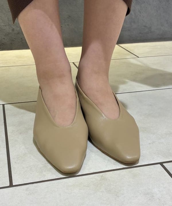 中田 優紀子さんの「BEAMS WOMEN｜シンプル タイト ニットスカート .M」を使ったコーディネート