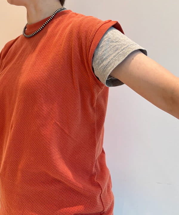 木村 梨香さんの「BEAMS WOMEN｜【別注】Healthknit / メッシュ ノースリーブ」を使ったコーディネート