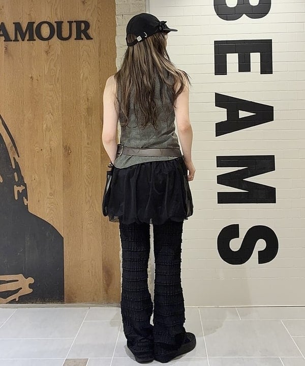 江口 息吹さんの「BEAMS WOMEN｜ポケット ワイド ベルト」を使ったコーディネート