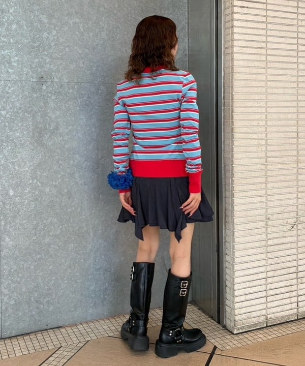 リズさんの「BEAMS WOMEN｜イレギュラー ヘム ミニスカート」を使ったコーディネート