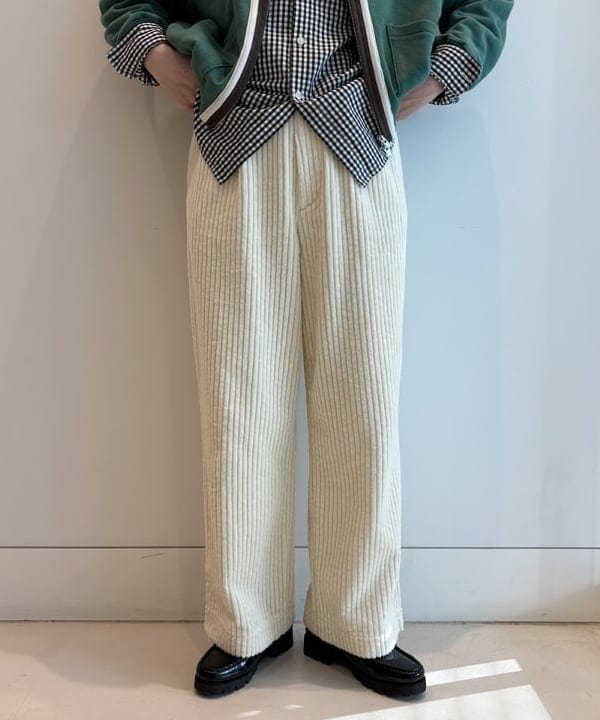 クロサワさんの「BEAMS WOMEN｜100/2 ギンガムチェック ボタンダウン シャツ」を使ったコーディネート