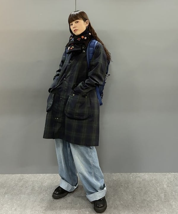 りかちょび/岸本梨佳さんの「【別注】BRIEFING / MOBILE POUCH」を使ったコーディネート