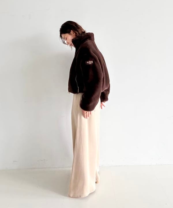 AONO SHIKAMAさんの「BEAMS WOMEN｜【別注】TATRAS / ARIANNA ブルゾン」を使ったコーディネート