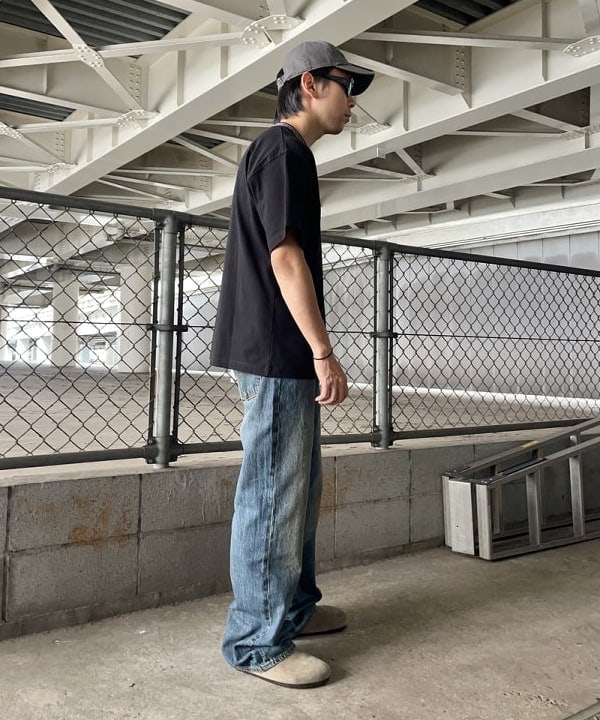 槙山 賢斗さんの「BEAMS WOMEN｜LEVI'S(R) / 567（TM）ルーズフレア」を使ったコーディネート