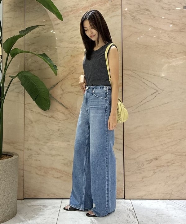 茂野 真楓さんの「BEAMS WOMEN｜AK+1 / レイヤード リブ タンクトップ」を使ったコーディネート