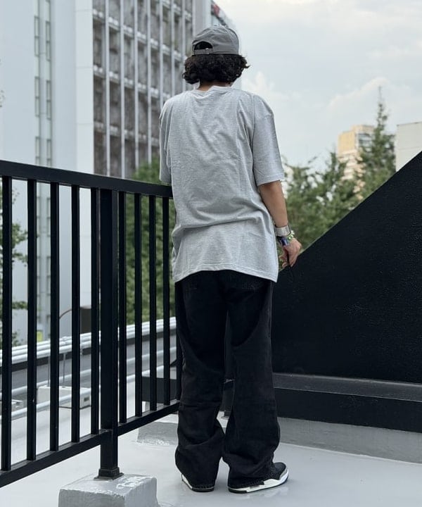 BAKU(東江 漠)さんの「BEAMS WOMEN｜LEVI'S(R) / 567（TM）ルーズフレア」を使ったコーディネート