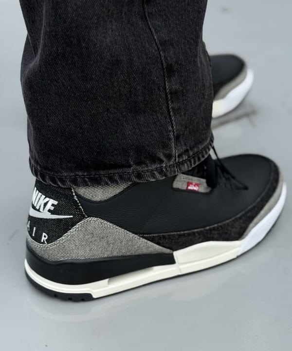 BAKU(東江 漠)さんの「BEAMS WOMEN｜LEVI'S(R) / 567（TM）ルーズフレア」を使ったコーディネート