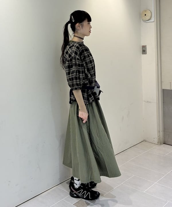 りかちょび/岸本梨佳さんの「BEAMS WOMEN｜リネン チェック スモック シャツ ＜イージーケア＞」を使ったコーディネート