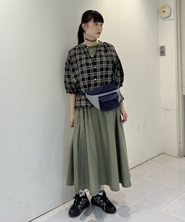 りかちょび/岸本梨佳さんの「BEAMS WOMEN｜リネン チェック スモック シャツ ＜イージーケア＞」を使ったコーディネート