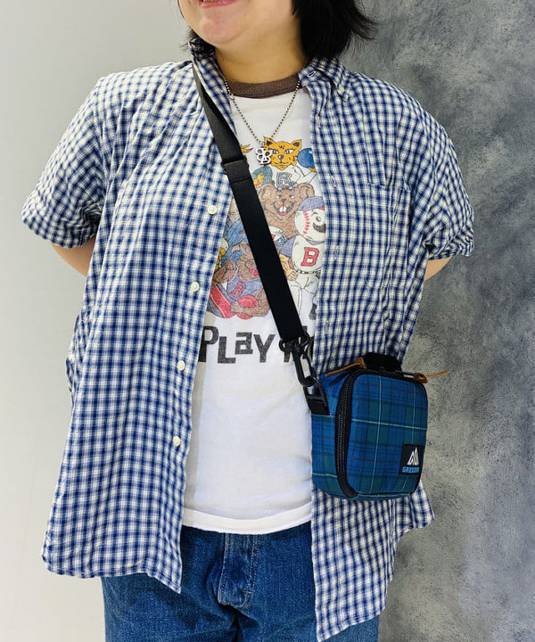 佐藤 歩さんの「BEAMS WOMEN｜ボーイ チェック ビッグ ボタンダウン シャツ」を使ったコーディネート