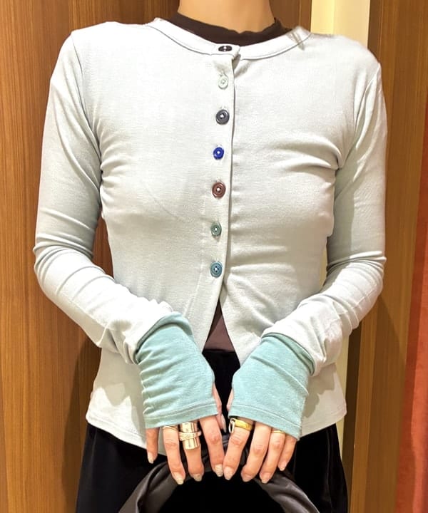 カタヤマ アヤさんの「BEAMS WOMEN｜配色 ラメシアー ソックス」を使ったコーディネート