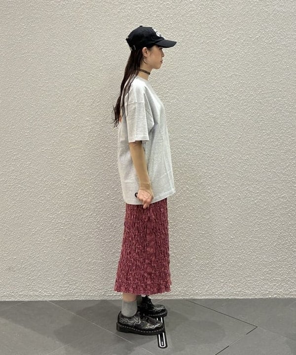 りかちょび/岸本梨佳さんの「カット シャーリング スカート」を使ったコーディネート