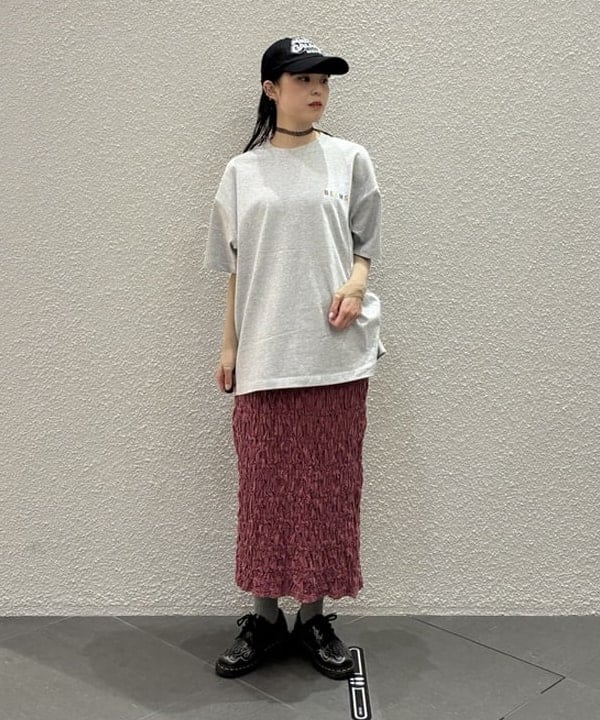 りかちょび/岸本梨佳さんの「カット シャーリング スカート」を使ったコーディネート