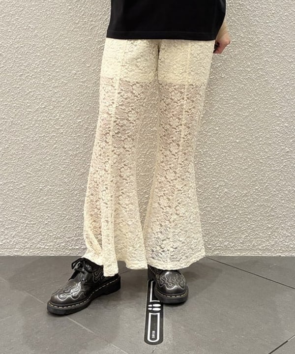 りかちょび/岸本梨佳さんの「レース シアー フレア パンツ」を使ったコーディネート