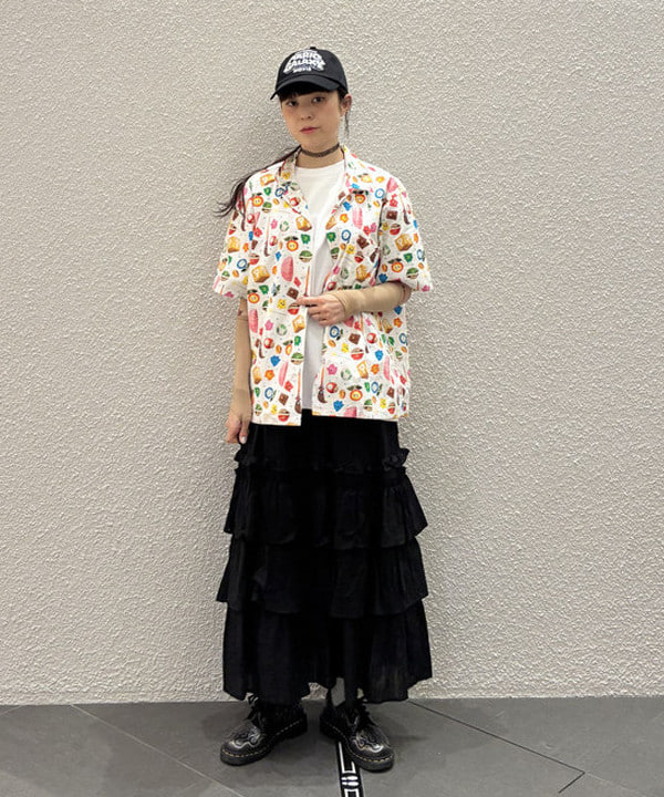 りかちょび/岸本梨佳さんの「カットソーレース ティアード スカート」を使ったコーディネート