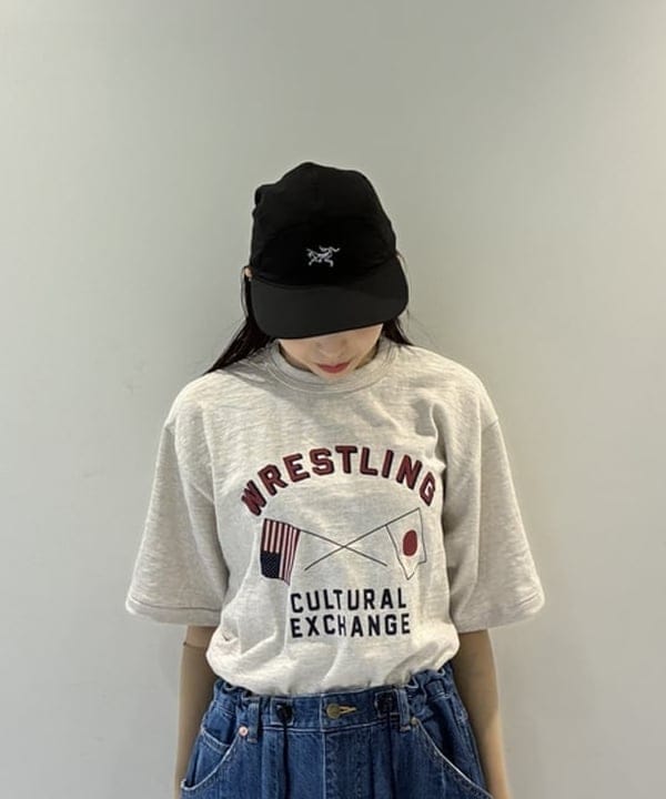 りかちょび/岸本梨佳さんの「ARC&rsquo;TERYX / Aerios 5Panel Cap」を使ったコーディネート