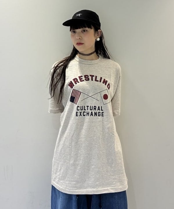 りかちょび/岸本梨佳さんの「ARC&rsquo;TERYX / Aerios 5Panel Cap」を使ったコーディネート