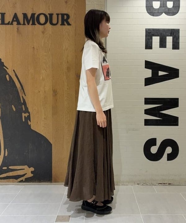 中平 あみさんの「BEAMS WOMEN｜【別注】NOMADIS / for Dog Lovers Tシャツ」を使ったコーディネート