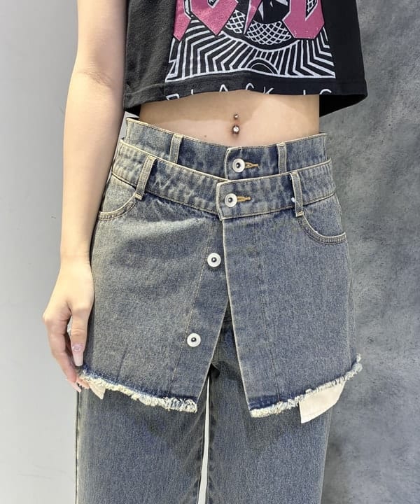 湯谷 あすかさんの「BEAMS WOMEN｜デニムスカート レイヤード パンツ」を使ったコーディネート