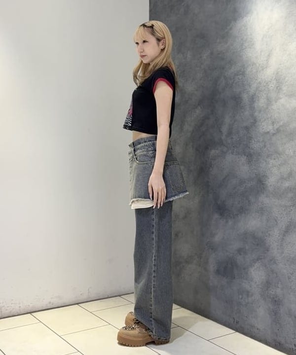 湯谷 あすかさんの「BEAMS WOMEN｜デニムスカート レイヤード パンツ」を使ったコーディネート
