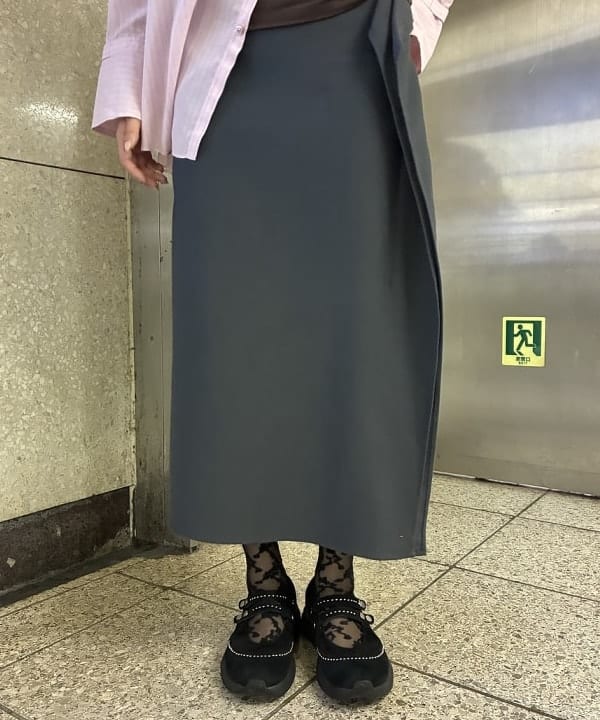 中平 あみさんの「BEAMS WOMEN｜ウォッシャブル ウール ノースリーブ Tシャツ」を使ったコーディネート