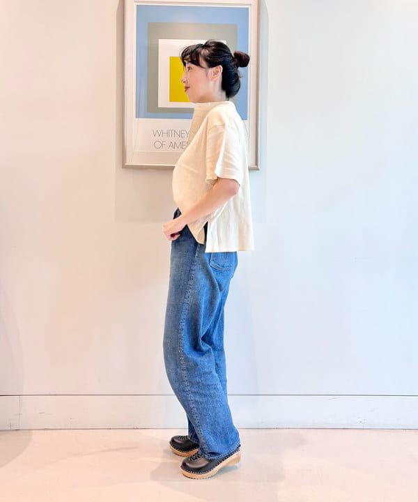 おのすさんの「BEAMS WOMEN｜カットオフ ヘンリーネック T」を使ったコーディネート