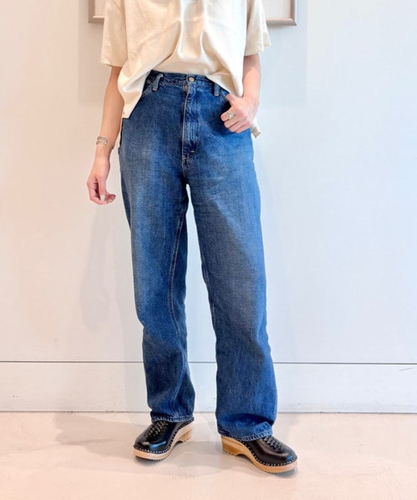 おのすさんの「BEAMS WOMEN｜カットオフ ヘンリーネック T」を使ったコーディネート