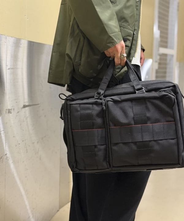 BAKU(東江 漠)さんの「【別注】Barbour / BEDALE New Barbour Tech Classic Fit」を使ったコーディネート