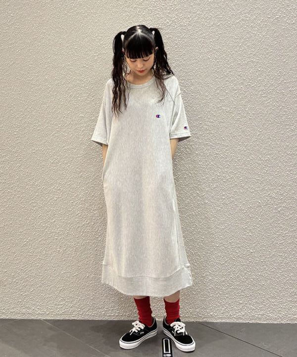 りかちょび/岸本梨佳さんの「クリアレンズ 26SS［ボストン型・紫外線対策・UVカット・リフトアップ効果］」を使ったコーディネート