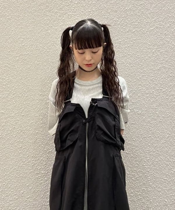 りかちょび/岸本梨佳さんの「クリアレンズ 26SS［ボストン型・紫外線対策・UVカット・リフトアップ効果］」を使ったコーディネート
