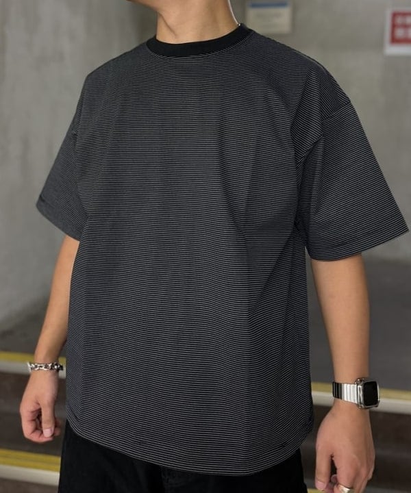 KUROCHANさんの「BEAMS WOMEN｜マイクロ ボーダー Tシャツ【ワイドフィット】」を使ったコーディネート