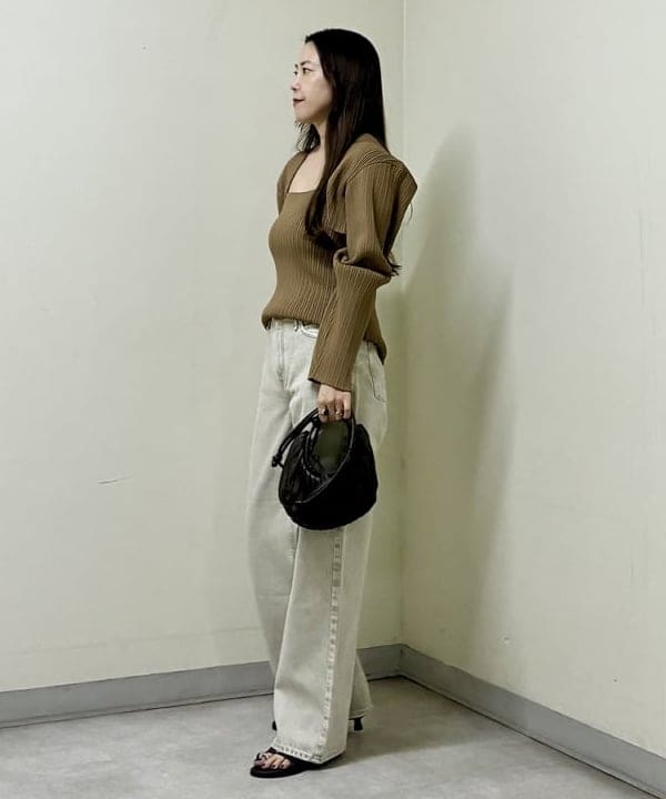 関 桂子さんの「BEAMS WOMEN｜ORR / アコーディオン キャミソール」を使ったコーディネート