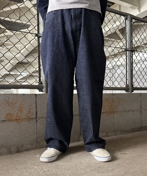 川崎 駿希さんの「BEAMS WOMEN｜ワイドストレート デニムパンツ」を使ったコーディネート