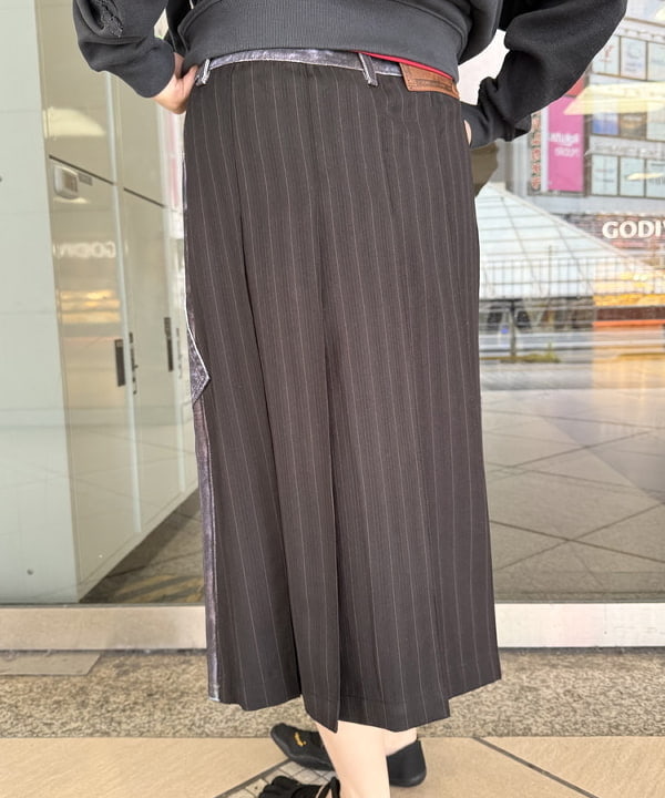 うららさんの「BEAMS WOMEN｜JENNIE / Logo Camisole」を使ったコーディネート