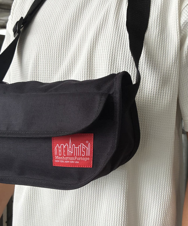 NADEL ナデールさんの「BEAMS WOMEN｜【別注】Dickies / チェック ショーツ」を使ったコーディネート