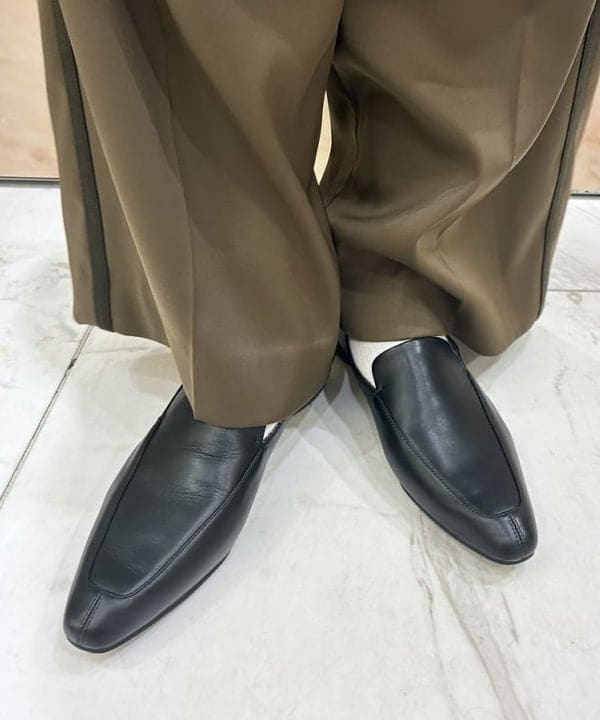 坂本 涼花さんの「BEAMS WOMEN｜SHISEI / MM CHISEL TOE SLIPON パンプス」を使ったコーディネート