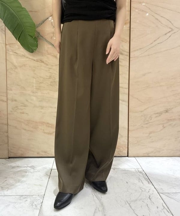 坂本 涼花さんの「BEAMS WOMEN｜SHISEI / MM CHISEL TOE SLIPON パンプス」を使ったコーディネート