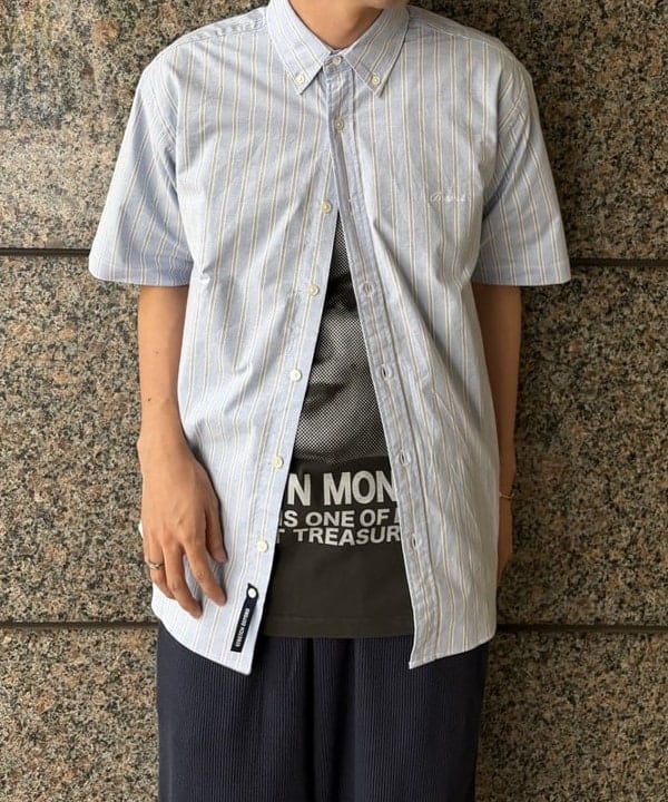 深澤 琥太郎さんの「BEAMS WOMEN｜オックスフォード ワンポイント ミニボタンダウンシャツ【ベーシックフィット】」を使ったコーディネート