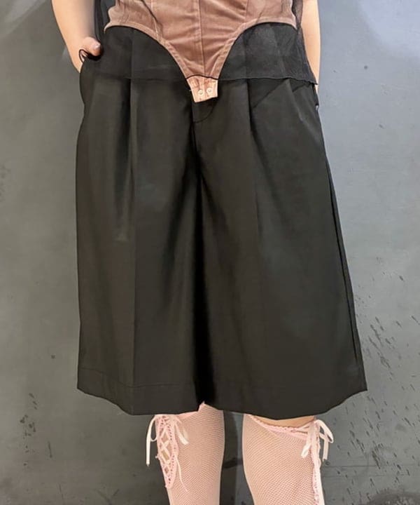 はっとりさんの「BEAMS WOMEN｜チュール レイヤー ラッフル フレンチスリーブ」を使ったコーディネート